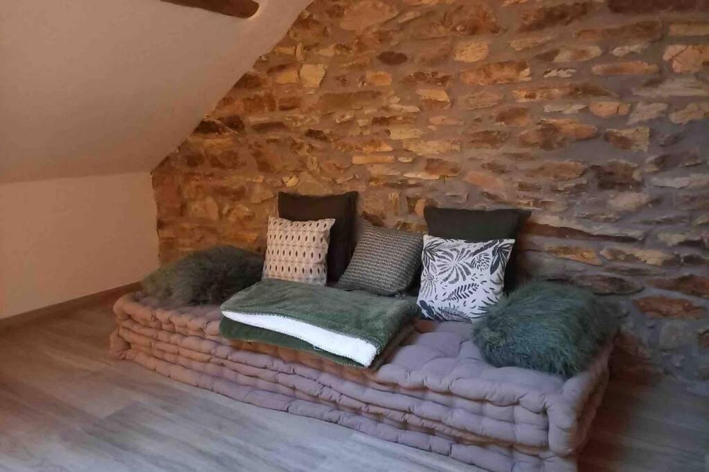 Le Grenier De Charlotte Apartment Libin Екстериор снимка