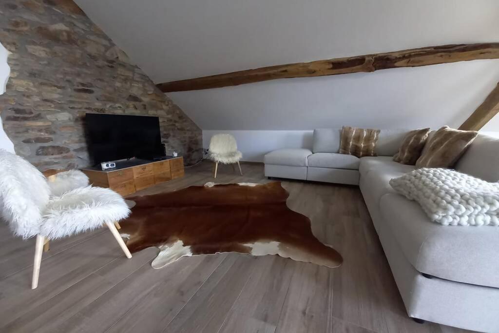 Le Grenier De Charlotte Apartment Libin Екстериор снимка